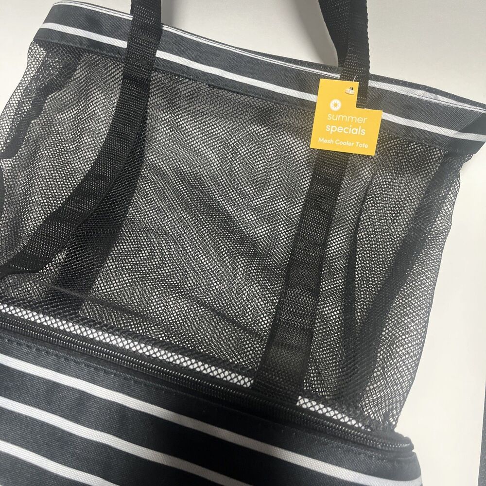 Black  and white Mesh Beach Bag with Insulated Cooler Bottom - Picture 3 of 4